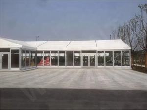 เต็นท์งานแต่งงานกันน้ำขนาดใหญ่พิเศษ 30x60 เมตร โครงอลูมิเนียม สำหรับงานกลางแจ้ง ระยะกว้าง 5 เมตร เหมาะสำหรับงานแสดงสินค้าและงานอีเว้นท์ - Product Image 1