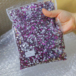 燕陀批发高品质石材紫红色彩色玻璃非热固定平背美甲，散装水晶水钻 - Product Image 4