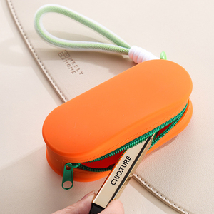Wholesale <b>Large</b> Eco-Friendly Portable Soft Silicone Waterproof Makeup Case Multi-Color <b>Sunglass</b> Case Zipper Cosmetic Bag - Product Image 6