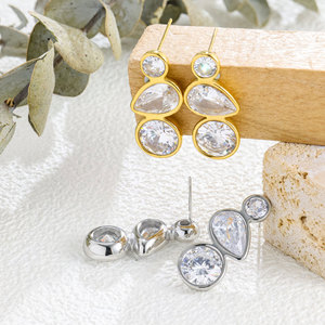 Boucles d'oreilles créoles élégantes en acier inoxydable plaqué or 18 carats, <span class=keywords><strong>de</strong></span> luxe, avec six diamants, pour femmes - Product Image 4