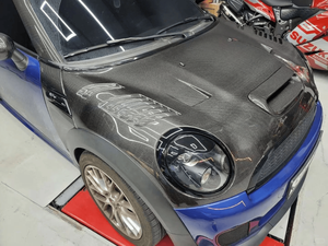DUELL AG Style Capot en fibre de carbone personnalisé Nouvel état 2006-2013 pour BMW <span class=keywords><strong>MINI</strong></span> <span class=keywords><strong>Cooper</strong></span> <span class=keywords><strong>S</strong></span> <span class=keywords><strong>R56</strong></span> R57 Comprend des boulons - Product Image 6