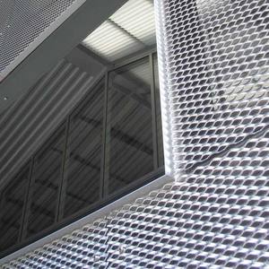 Lámina Metálica Perforada Preperforada para Paredes de Stands de Eventos - Envío Rápido y MOQ 5 ㎡ - Product Image 4