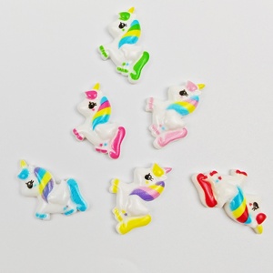 सजावट के लिए सीधे चार्जर राल फोन केस नेकलेस पेलेंट हेयरपिन डिय रेसिन हॉर्स रेसिन क्राफ्ट का निर्माण - Product Image 4