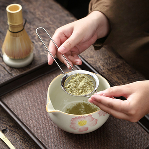 Ensemble Matcha design Flower Blossom, 17oz/500ml Bol en céramique avec bec Matcha de cérémonie - Product Image 2