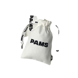 Pochette en mousseline de coton personnalisée avec cordon de serrage pour boucles d'oreilles, bijoux, emballage anti-poussière, avec ruban personnalisé et logo - Product Image 1