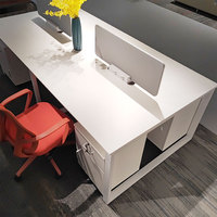 Table de bureau quatre places blanche moderne de style européen de grande qualité avec panneau de séparation