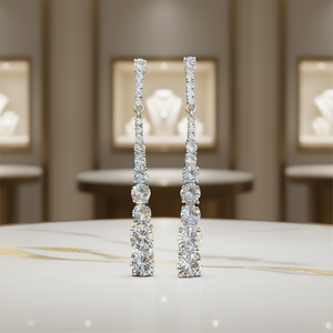 Orecchini pendenti di lusso in argento con cristalli per donna, gioielli da sposa con montatura a griffe e strass, gioielleria raffinata - Product Image 2