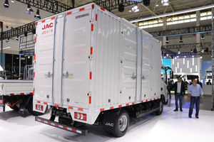 Los zapatos más vendidos JAC Vans Men 3Tons 5Tons Small Cargo Trucks Cargo Van For Sale - Product Image 3