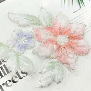 Patch en dentelle florale brodée rose pour la décoration de vêtements, applique en tulle 3D pour robe, tenue de mariage et de soirée - Product Image 3