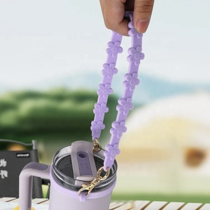 حامل زجاجة ماء سيليكون مع حزام يناسب معظم الزجاجات والأكواب بحجم 8-40 أونصة - Product Image 4