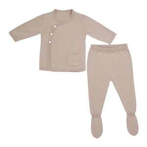 Conjunto de 2 Piezas de Suéter de Punto de Algodón para Bebés Recién Nacidos OEM, Conjunto de Suéter para Bebés Niños y Niñas con Calcetines, Conjuntos de Ropa de Punto - Product Image 1