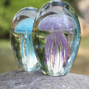 Hermoso pisapapeles decorativo de medusas de vidrio - Product Image 3