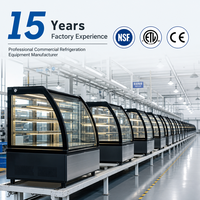 Vitrine réfrigérée pour pâtisserie et boulangerie commerciale avec verre incurvé, éclairage LED, 2-8°C, dégivrage automatique pour cafés et magasins