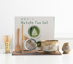 Set da tè in Matcha con motivo a spirale a otto pezzi Set da tè e caffè testurizzato con frusta a coste e utensili per la preparazione tattile - Product Image 2