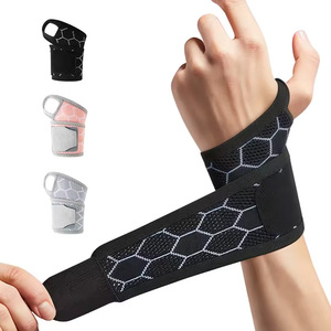 Penyangga Pergelangan Tangan Bernapas, Pembalut Ortopedi untuk Terowongan Karpal, Pelindung Pergelangan Tangan untuk Kebugaran dan Gym - Product Image 1