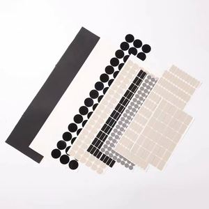 Almohadilla de silicona antideslizante con adhesivo trasero, almohadilla de silicona autoadhesiva troquelada, junta de silicona personalizada redonda plana negra - Product Image 1