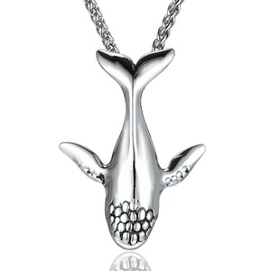 Yunnique – collier avec pendentif en forme de baleine en acier inoxydable, bijoux unisexes en forme d'animal, cadeau - Product Image 1