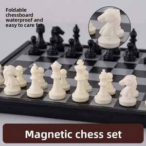 Set di <span class=keywords><strong>Scacchi</strong></span> Magnetico Pieghevole di Alta Gamma in Stile Europeo-Americano, Pezzi in Legno Nero e Bianco per Gioco degli <span class=keywords><strong>Scacchi</strong></span> - Product Image 2