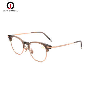 Gafas de Titanio Vintage al por Mayor, Montura Óptica Redonda, Ligeras, Unisex - Product Image 5