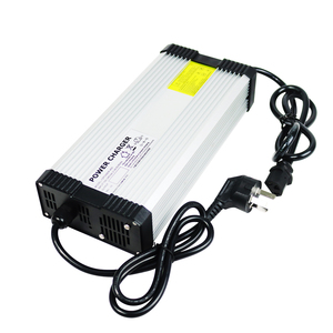 <span class=keywords><strong>Chargeur</strong></span> de <span class=keywords><strong>batterie</strong></span> personnalisable 72,5 V 10 A DC AC avec OCP OTP OVP pour batteries au plomb, véhicules électriques, scooters et voiturettes de golf - Product Image 1