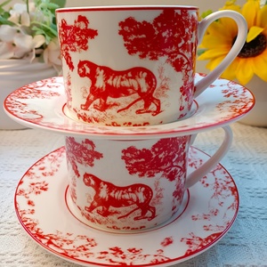 The Manufacturer Sells European Style Red Bone China <b>Coffee</b> <b>Sets</b> and Porcelain Cup and Saucer <b>Sets</b> - Product Image 1