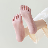 Chaussettes de yoga tricotées à cinq doigts pour femmes, fines et respirantes en maille, couleur unie, sans talon, invisibles en coton pour l'été