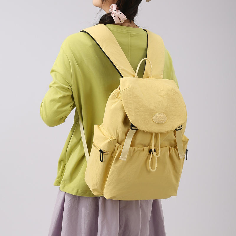 สีเหลือง