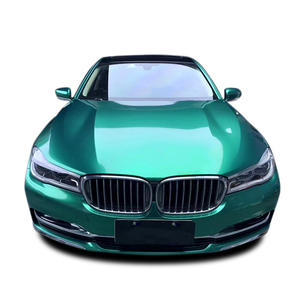 Film de protection de voiture en vinyle métallisé vert <span class=keywords><strong>sapin</strong></span> brillant, auto-adhésif, sans bulles, PVC, rouleau de 1,52*18 m, permet le changement de couleur, option de logo pour les voitures - Product Image 1