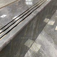 Foshan Supply Carrelage d'escalier en porcelaine 120x30cm, motif marbre, avec rainure dorée, carrelage d'escalier pleine masse, carrelage de nez de marche