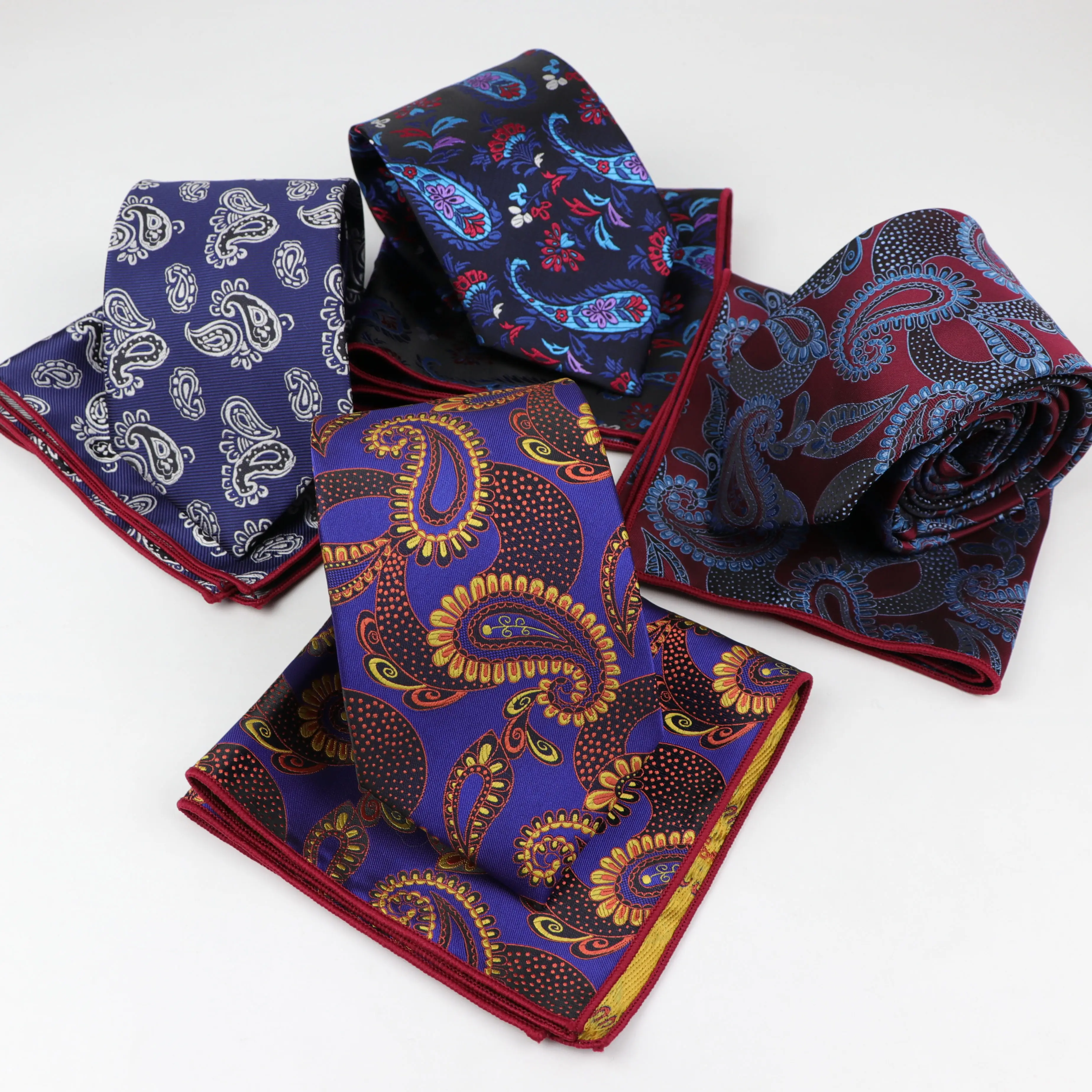 Mens Paisley โพลีเอสเตอร์พ็อกเก็ตสแควร์ Tie ผ้าเช็ดหน้าเนคไท Ties จำนวนมาก 2 ชิ้นชุด