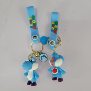 Venta al por mayor 3D <span class=keywords><strong>Mario</strong></span> <span class=keywords><strong>Bros</strong></span> <span class=keywords><strong>llavero</strong></span> doble cara impreso verde Yoshi colgante estilo de dibujos animados <span class=keywords><strong>llavero</strong></span> de goma - Product Image 4