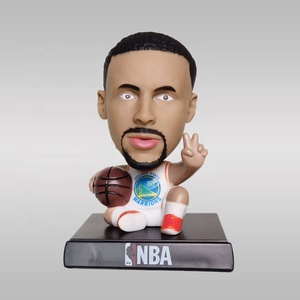 ROXGOCT Stock di basket stella del calcio <span class=keywords><strong>Bobble</strong></span> <span class=keywords><strong>Head</strong></span> ornamento giocattolo Kobe Curry Jor-dan James Shaking Custom Figure PVC Car CE - Product Image 2