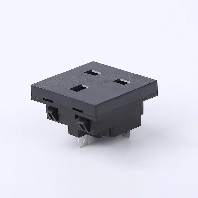 Factory Direct Supply 3 Pin Female Socket Customise Power Socket UK 13A 250V Ac Power Socket