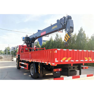 Grue hydraulique montée sur camion de 8 tonnes fabriquée en Chine - Product Image 1