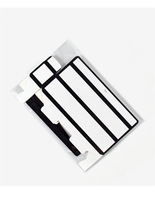 Boîte à chocolat de luxe mince avec logo personnalisé, en carton pliable blanc albâtre et noir obsidienne pour boutique de chocolaterie