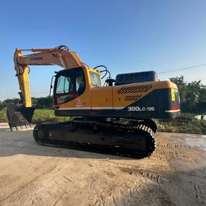 รถขุดไฮดรอลิก Hyundai R300-9T มือสอง ขนาด 30 ตัน พร้อมเครื่องยนต์และปั๊ม พร้อมใช้งาน 100% สภาพดี - Product Image 1