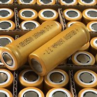 Cellule de batterie rechargeable certifiée KC/CE QB QB18650 1600mAh 3.6V 3.7V NCM Anode 500 Cycles pour jouets et tensiomètres