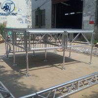 Plateforme de scène assemblée en aluminium à hauteur réglable pour événements extérieurs, concerts, défilés de mode