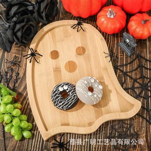 Bandejas de Madera Navideñas para Servir, con Forma de Reno, Gorro de Santa y Árbol, Color Madera Natural, Decoración para Fiestas - Product Image 3