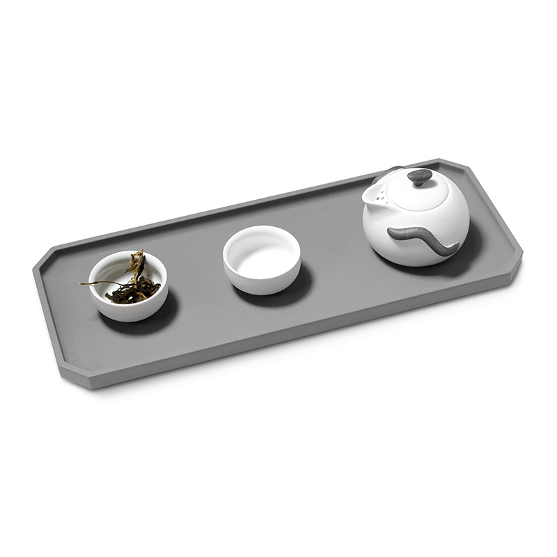 สีเทาเข้ม