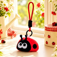 Porte-clés lumineux en peluche Coccinelle douce, breloque de sac à dos, cadeau sur le thème des insectes