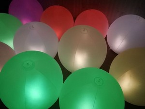 NEW Garden Swimming Pool Lake <strong>Ball</strong> <strong>Solar</strong> <strong>Powered</strong> LED Floating Holiday Light Lamp Color Led <strong>Solar</strong> Light Outdoor Party Light RGB - Product Image 3
