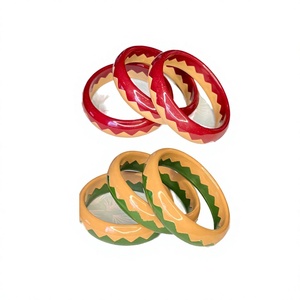 2026 Luxury Ceramic Resin Bangles Trendy <b>Red</b> and Green Zigzag Pattern Colorful Design Unisex <b>Bracelets</b> Fashionable Jewelry Sets - Product Image 1