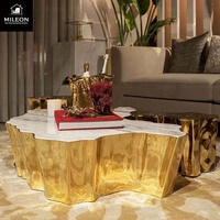 Table basse de luxe Arbre de la Connaissance en laiton poli avec une patine antique gravée d'un motif d'arbre doré