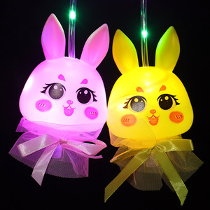 Lanterne lumineuse en forme de lapin, jouet en plastique pour enfants, idéal pour les marchés nocturnes, les parcs, cadeau, vente en gros - Product Image 2