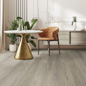 Piso Vinílico Eir Spc com Acabamento em Madeira, Piso Vinílico em Padrão Chevron - Product Image 2