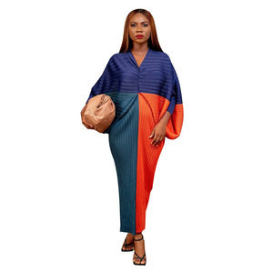 10263 Vêtements pour femmes européennes et américaines, approvisionnement transfrontalier, collection automne, best-seller, robe plissée à col en V et manches chauve-souris, color-block - Product Image 6
