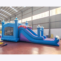 Videur gonflable commercial avec structure de jeu extérieure interactive de cavalier plein d'entrain du château des enfants de glissière