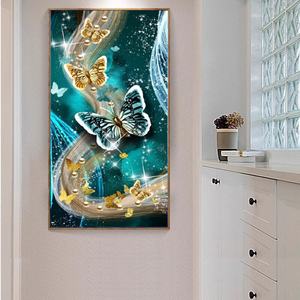 Lampe décorative de restaurant de luxe sur mesure, peinture murale, papillon suspendu, lumière LED, peinture en porcelaine et cristal - Product Image 5