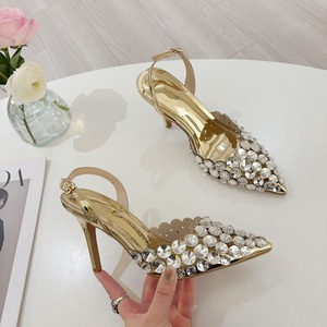 Zapatos de tacón alto de charol hueco para mujer, con punta fina, cristales de imitación, dorados y plateados, sandalias de tacón de aguja a la moda - Product Image 2